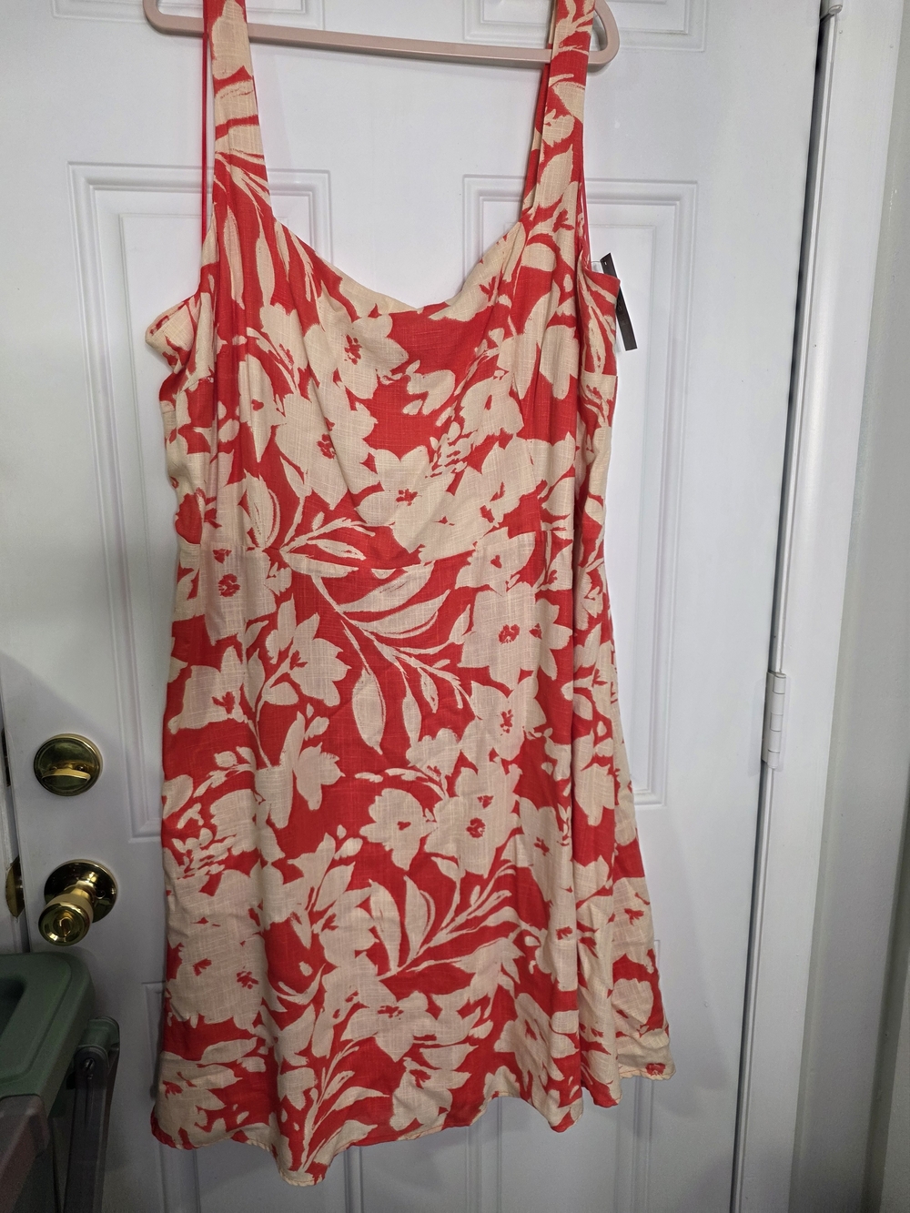 Vince Camuto Floral Midi Dress - Picture 2 of 8